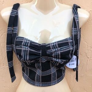 NWT Black/white  Detailed Top Set